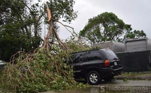 Uragan Irma bi mogao preći u intenzivnu tropsku oluju